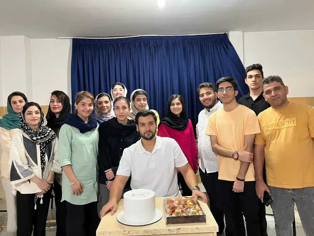 پایان دوره نوزدهم پرنیان