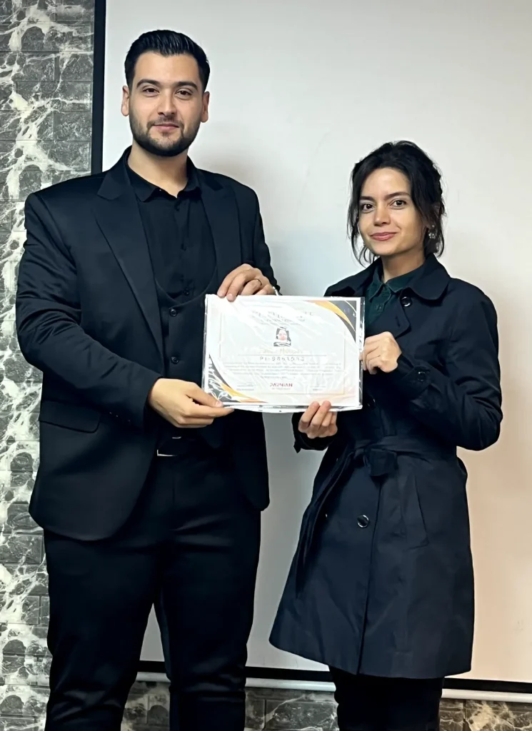 پایان دوره بیستم مدرسه پرنیان