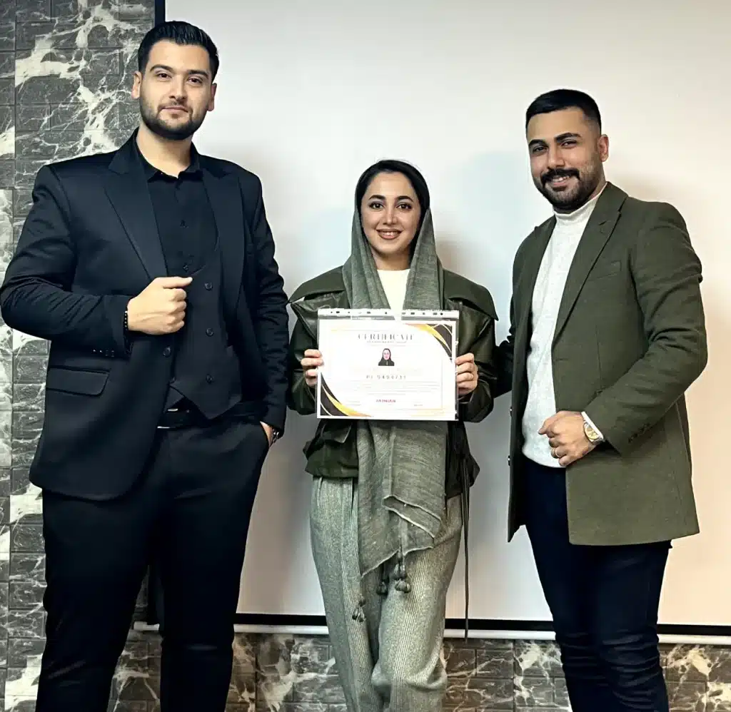 پایان دوره بیستم مدرسه پرنیان