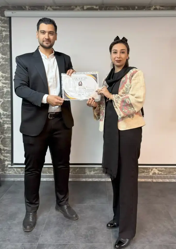 parsa ghorbanian | اختتامیه دوره بیست و یکم مدرسه پرنیان