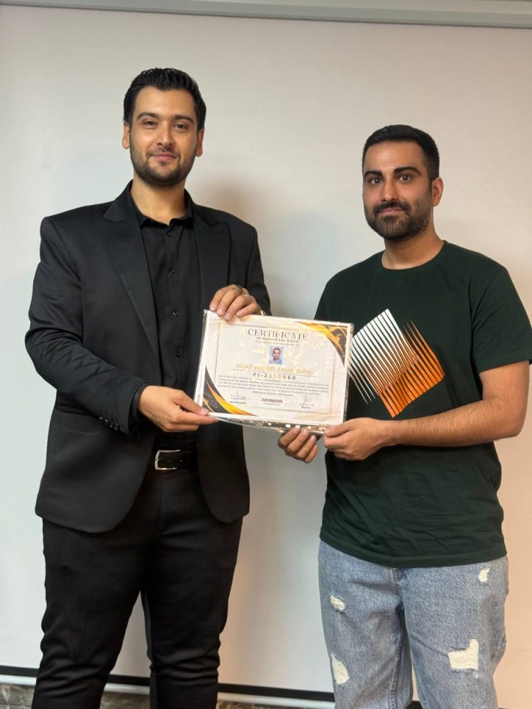 پارسا قربانیان، مدرسه پرنیان