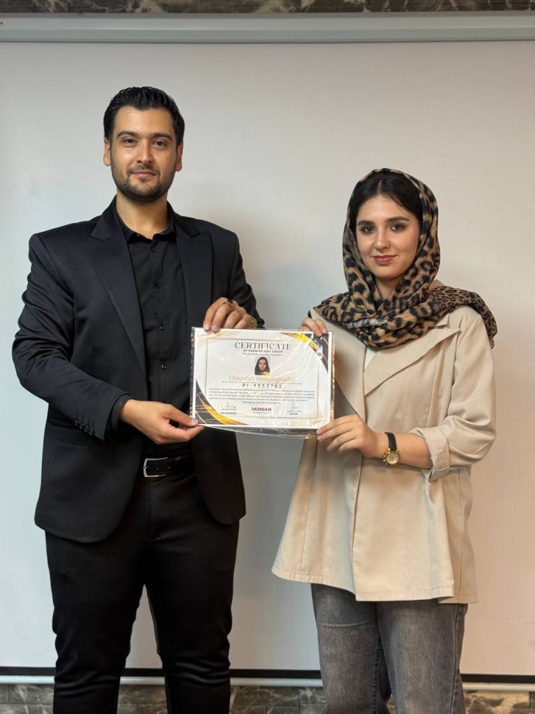 پارسا قربانیان، مدرسه پرنیان