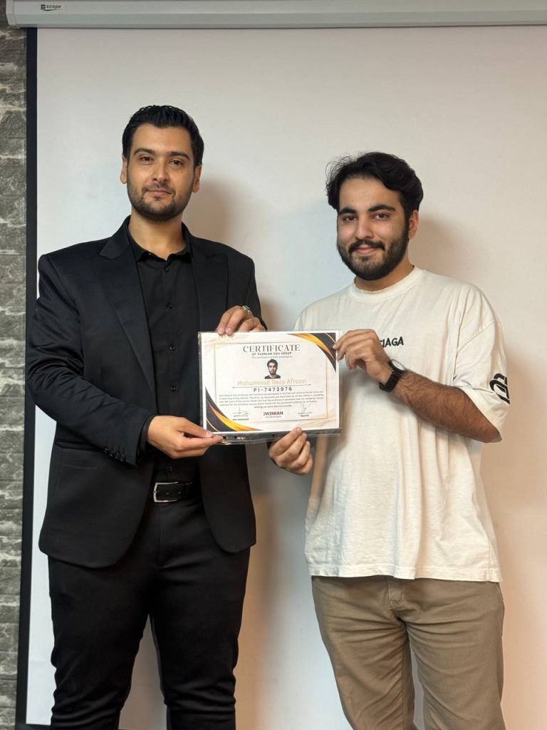 پارسا قربانیان، مدرسه پرنیان