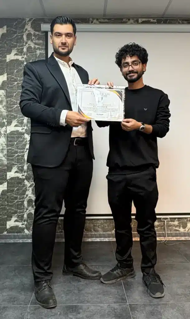 اختتامیه دوره 24ام مدرسه فرانت اند پرنیان