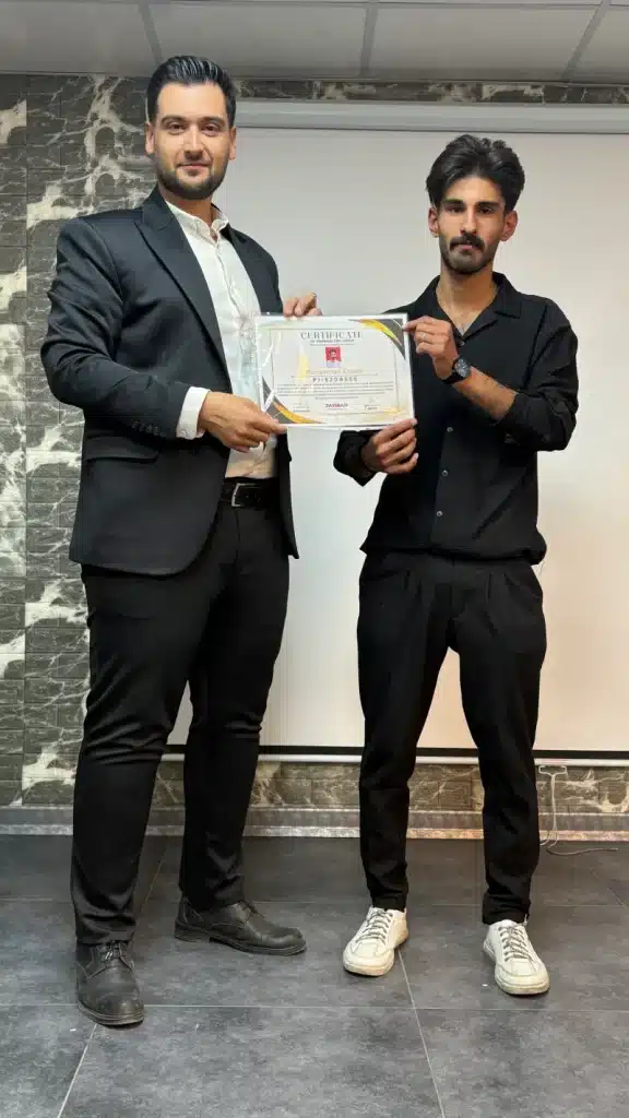 اختتامیه دوره 24ام مدرسه فرانت اند پرنیان