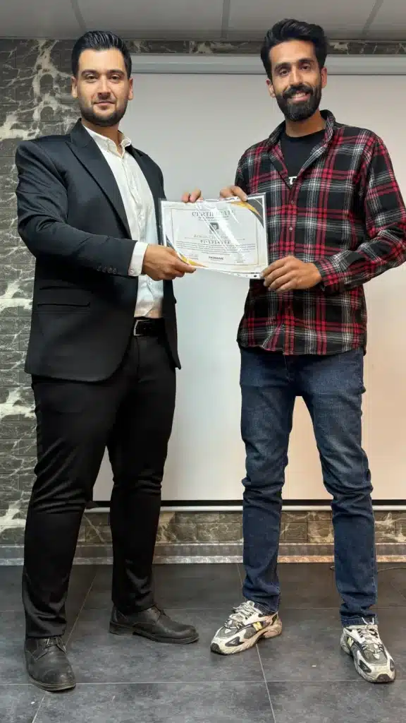 اختتامیه دوره 24ام مدرسه فرانت اند پرنیان