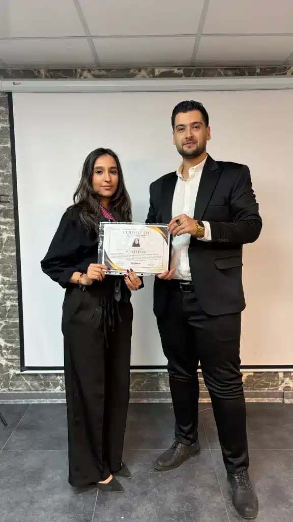 اختتامیه دوره 24ام مدرسه فرانت اند پرنیان